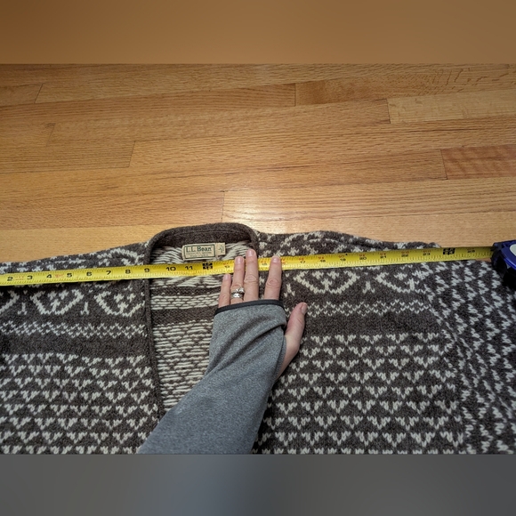 VTG LL Bean Hand-Knit Wool Button Front Cardigan Sweater Pockets women's Large - Picture 12 of 15